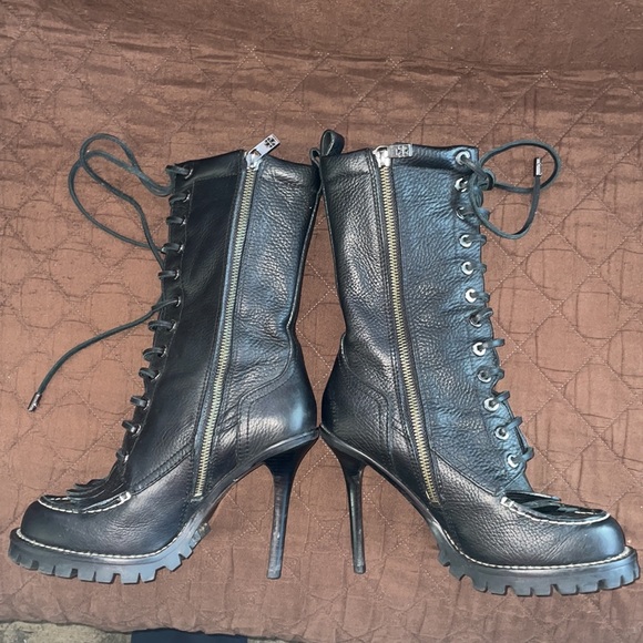 TORY BURCH✨🔥 Black Trigg Lace Up Pebbled Leather 4" Stiletto Boot - Picture 3 of 10